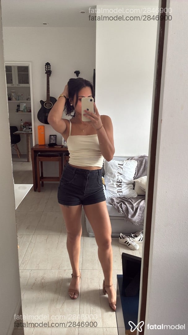 Acompanhante mulher morena (o) de olhos castanhos em Rio de Janeiro - Grazi