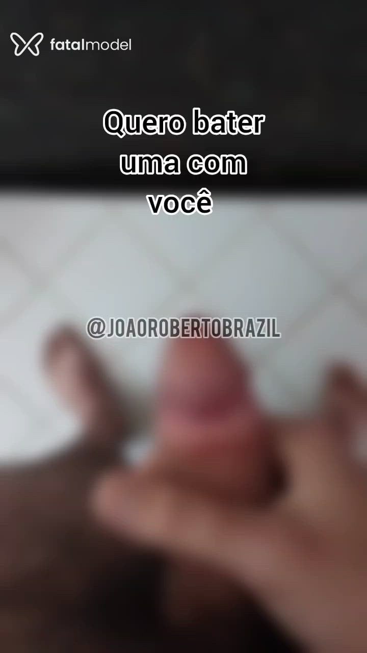 Acompanhante homem sem cabelo de olhos castanhos em Virtual Acompanhante homem sem cabelo de olhos castanhos em Virtual - João Roberto