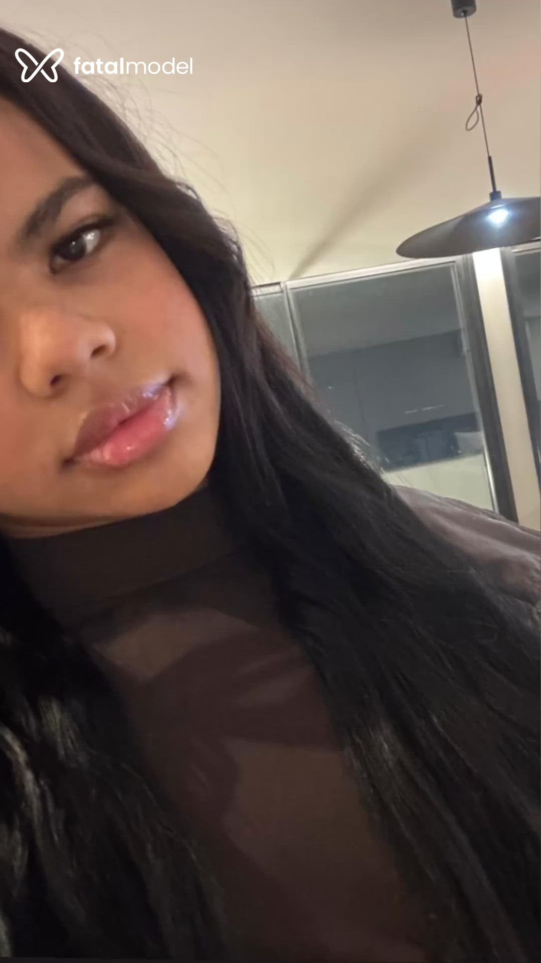 Acompanhante mulher trans morena (o) de olhos castanhos em Florianópolis - Vitória
