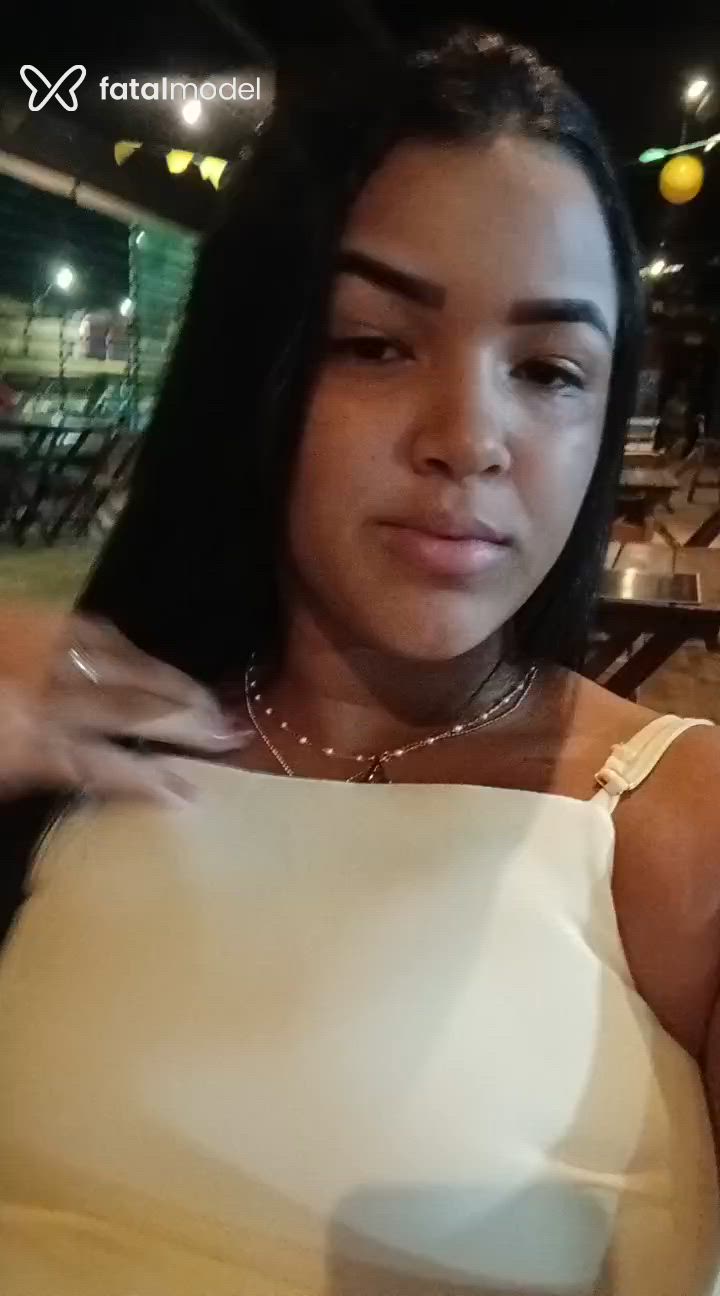 Acompanhante mulher morena (o) de olhos castanhos - Jade Souza