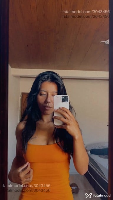 Acompanhante mulher morena (o) de olhos castanhos em Balneário Piçarras - Janaina