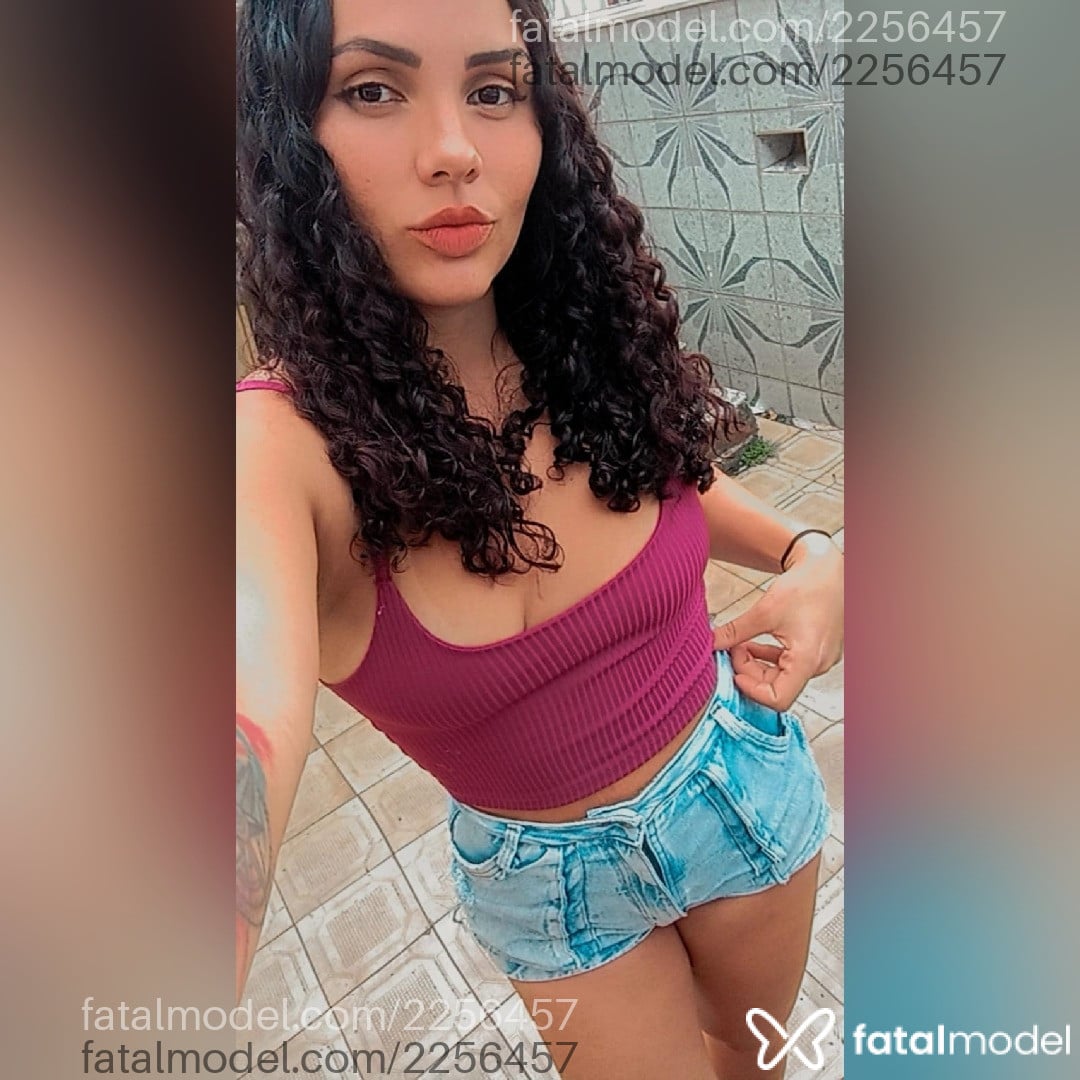 Acompanhante mulher com cabelo castanho de olhos castanhos - Beatriz Acompanhante mulher com cabelo castanho de olhos castanhos - Beatriz