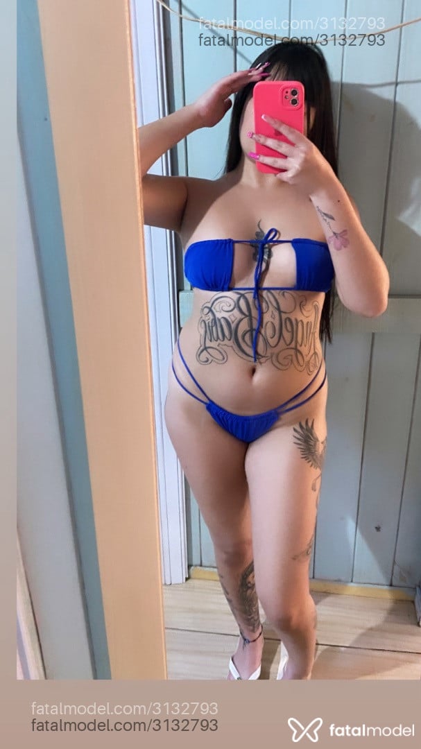 Acompanhante mulher com cabelo castanho de olhos verdes em Quedas do Iguaçu - Jade Larissa