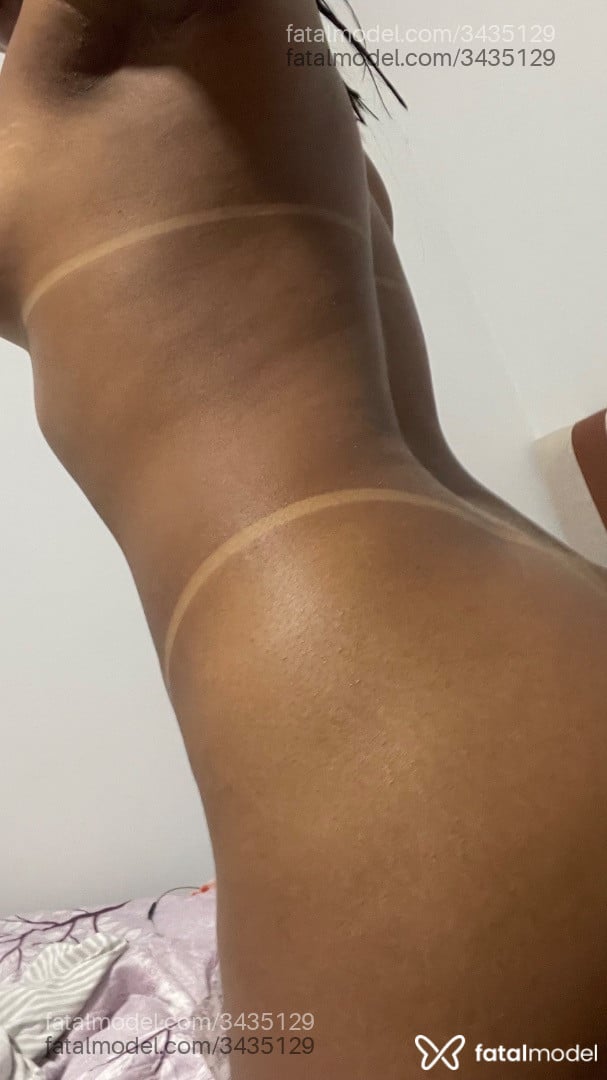 Acompanhante mulher com cabelo castanho de olhos castanhos em Jussara - Melissa
