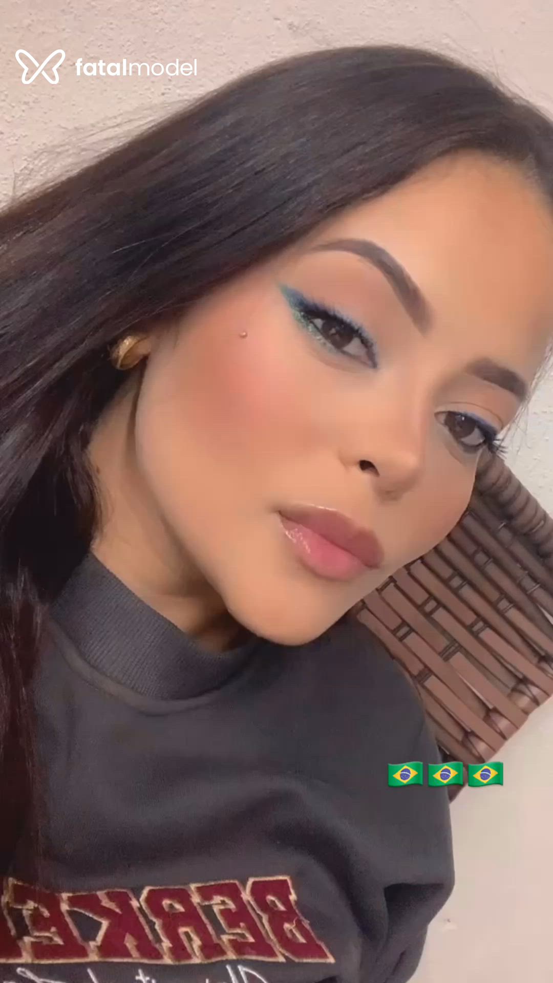 Acompanhante mulher morena (o) de olhos castanhos em Guaratinguetá - Yasmin