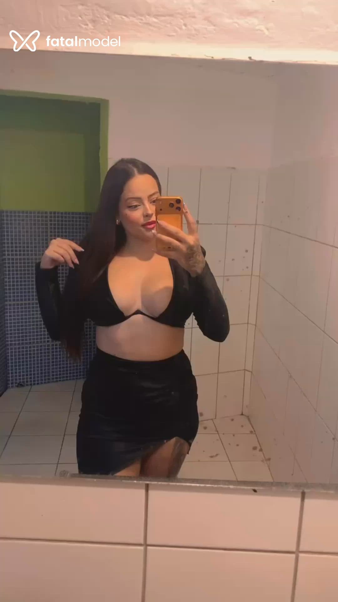 Acompanhante mulher morena (o) de olhos castanhos em Guaratinguetá - Yasmin