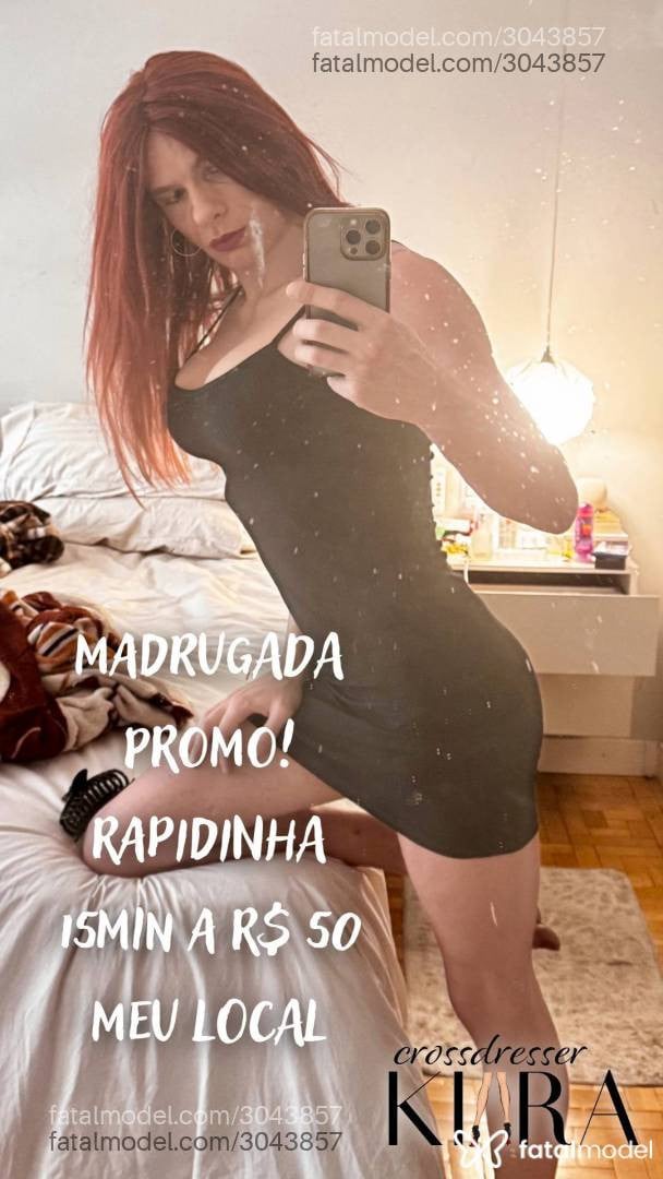 Acompanhante mulher trans ruiva (o) de olhos azuis em Porto Alegre - Kiara Crossdresser