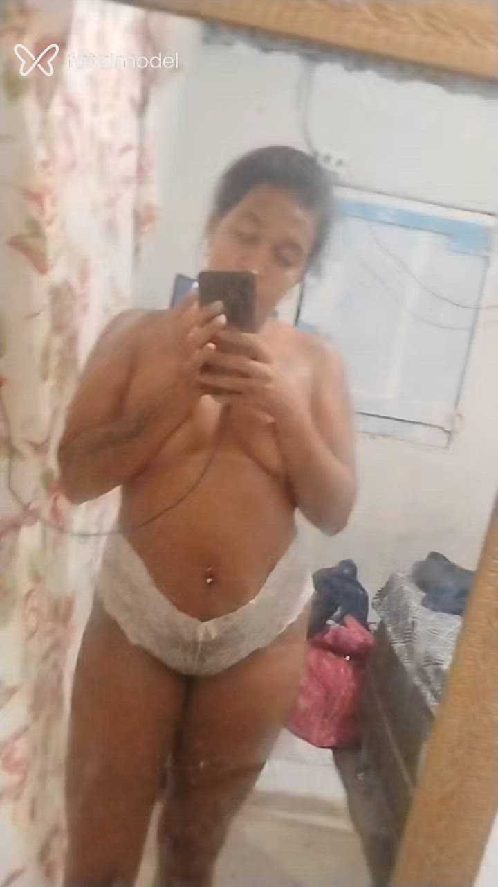 Acompanhante mulher morena (o) de olhos castanhos - Wenny Isis Acompanhante mulher morena (o) de olhos castanhos - Wenny Isis