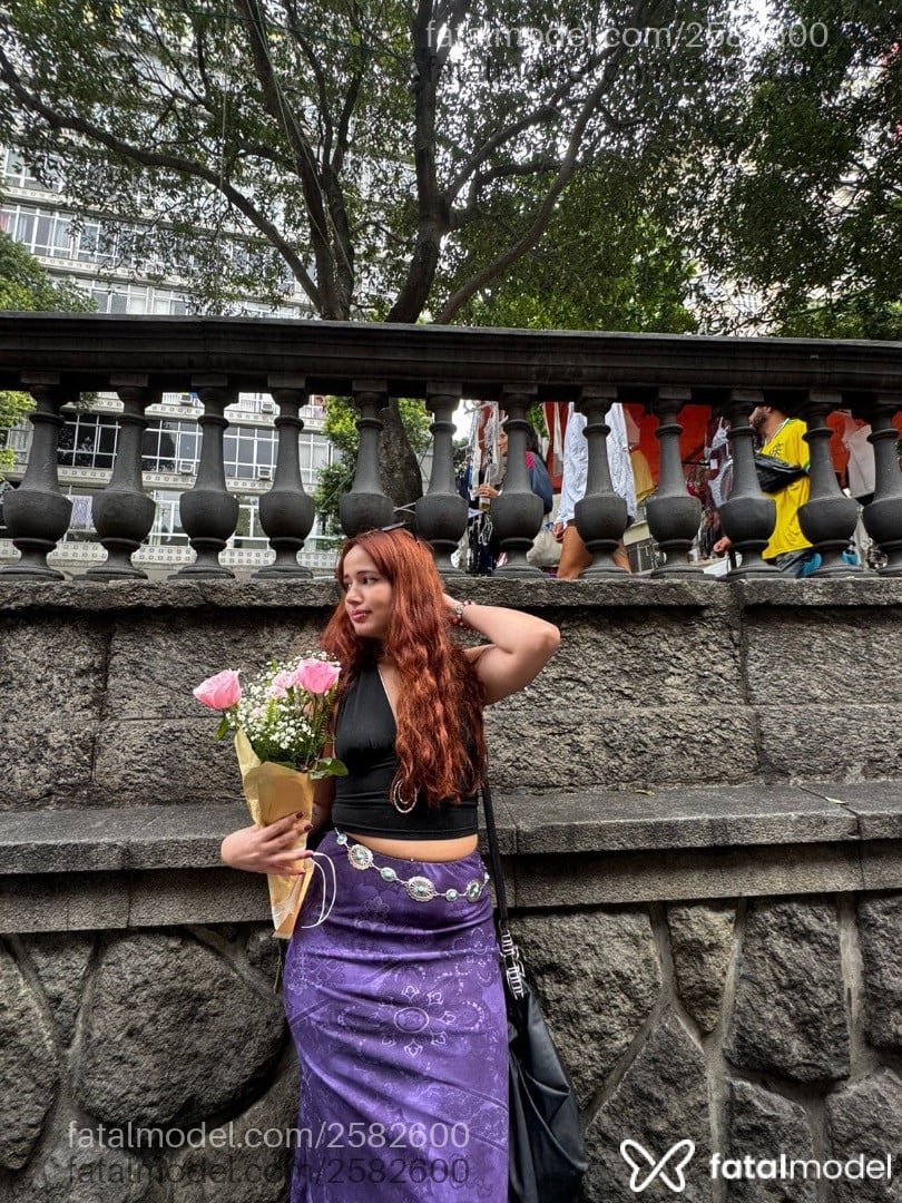 Acompanhante mulher ruiva (o) de olhos mel em Rio de Janeiro - Rosée