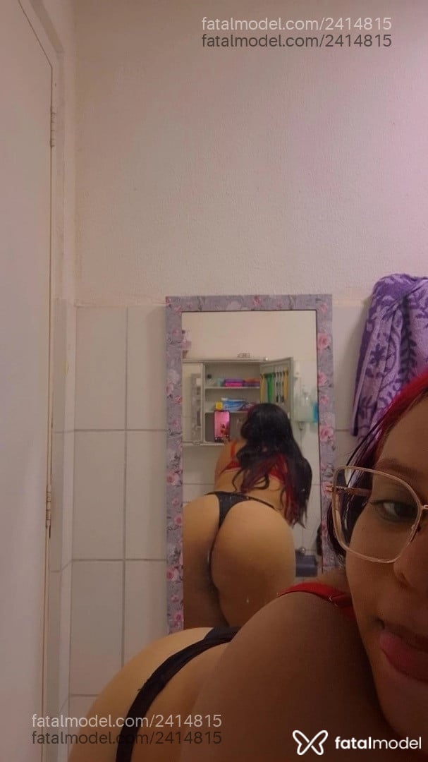 Acompanhante mulher com cabelo castanho de olhos castanhos em Manaus Acompanhante mulher com cabelo castanho de olhos castanhos em Manaus - Luaaa