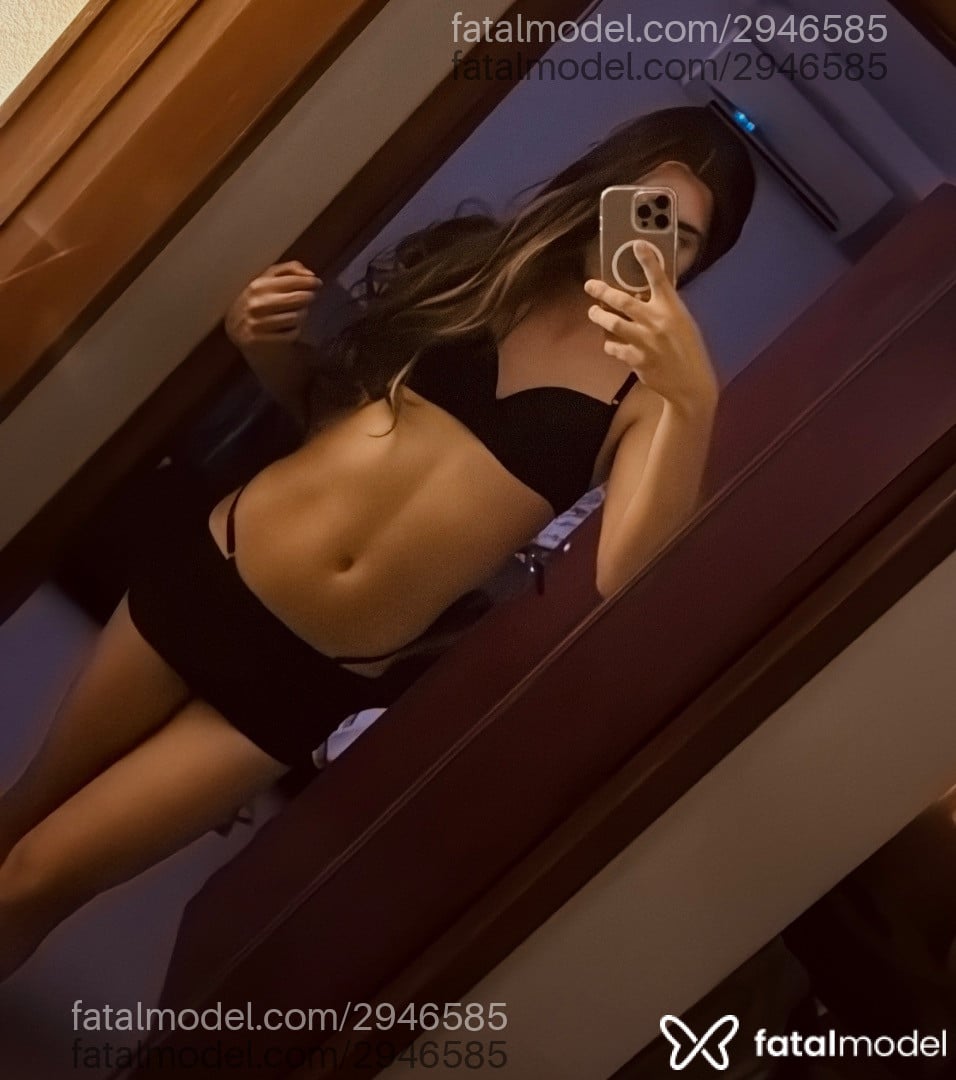 Acompanhante mulher trans com cabelo castanho de olhos castanhos em Jaraguá do Sul - Barbara