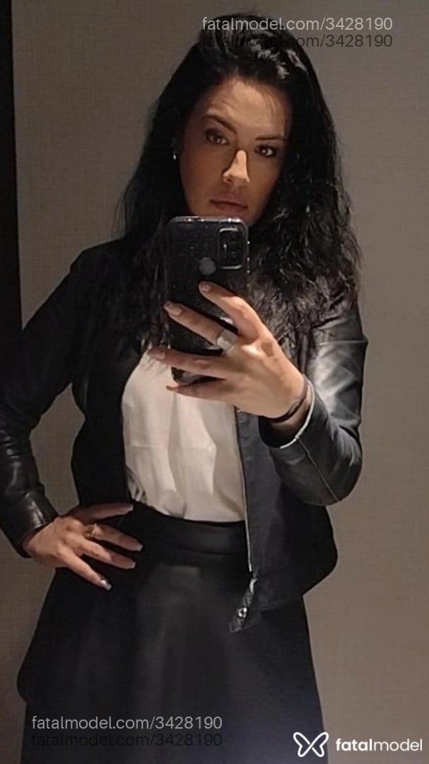 Acompanhante mulher morena (o) de olhos mel em Porto Alegre - Vivian Porto