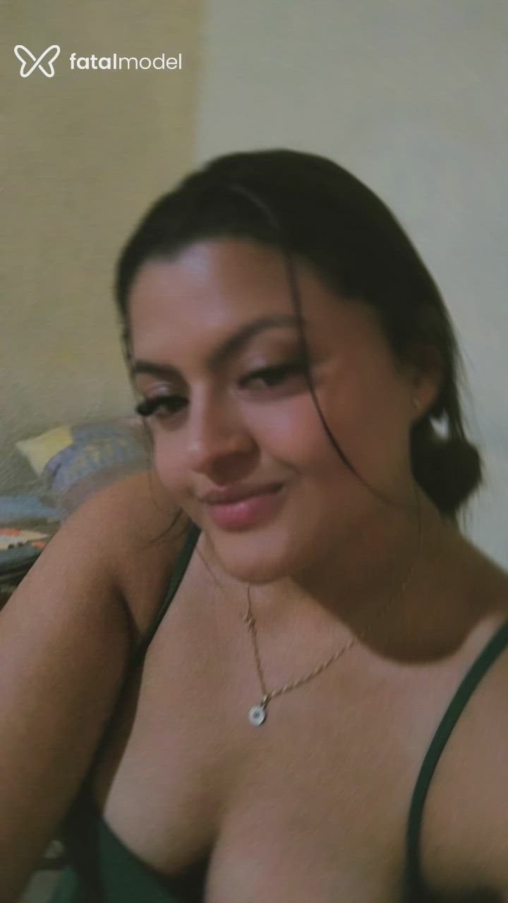 Acompanhante mulher morena (o) de olhos pretos - Ingrid Ribeiro