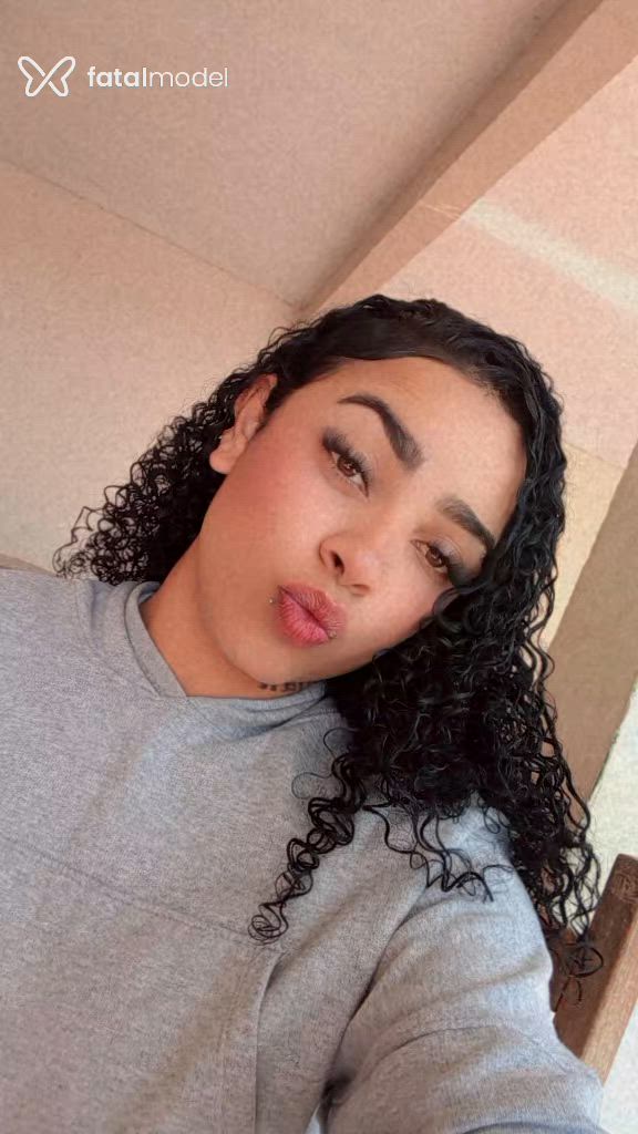 Acompanhante mulher morena (o) de olhos mel em Tupã - Sophia