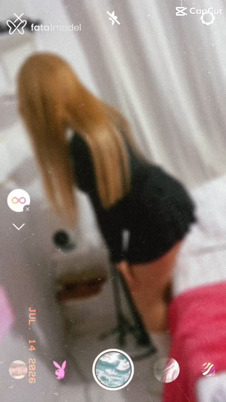 Acompanhante mulher loira (o) de olhos castanhos em Osasco Acompanhante mulher loira (o) de olhos castanhos em Osasco - Carolina