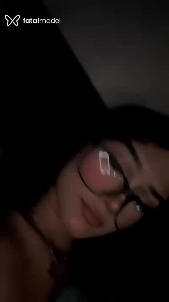 Acompanhante mulher morena (o) de olhos castanhos - Gaby Miranda