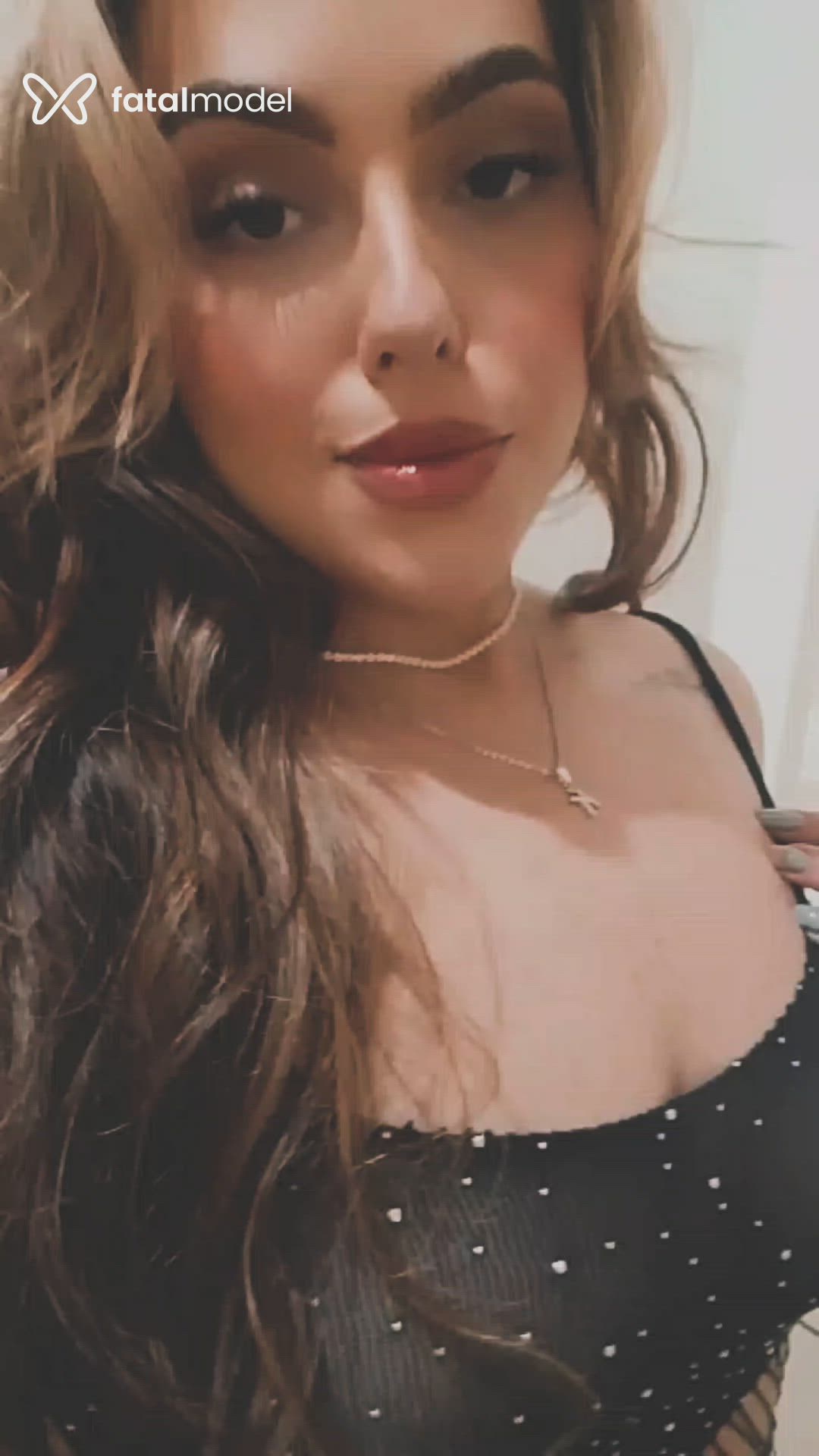 Acompanhante mulher com cabelo castanho de olhos castanhos em Porto Alegre - Maya