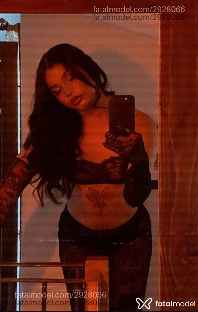 Acompanhante mulher trans morena (o) de olhos castanhos em João Pessoa - Pietra Liz