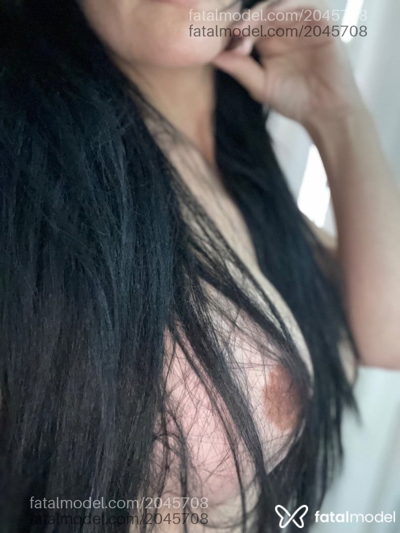 Acompanhante mulher morena (o) de olhos mel em Santos - Larissa Lovers