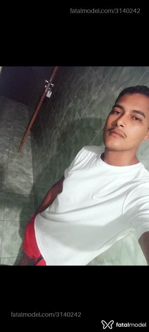 Acompanhante homem morena (o) de olhos castanhos em Ibatiba Acompanhante homem morena (o) de olhos castanhos em Ibatiba - Lemos