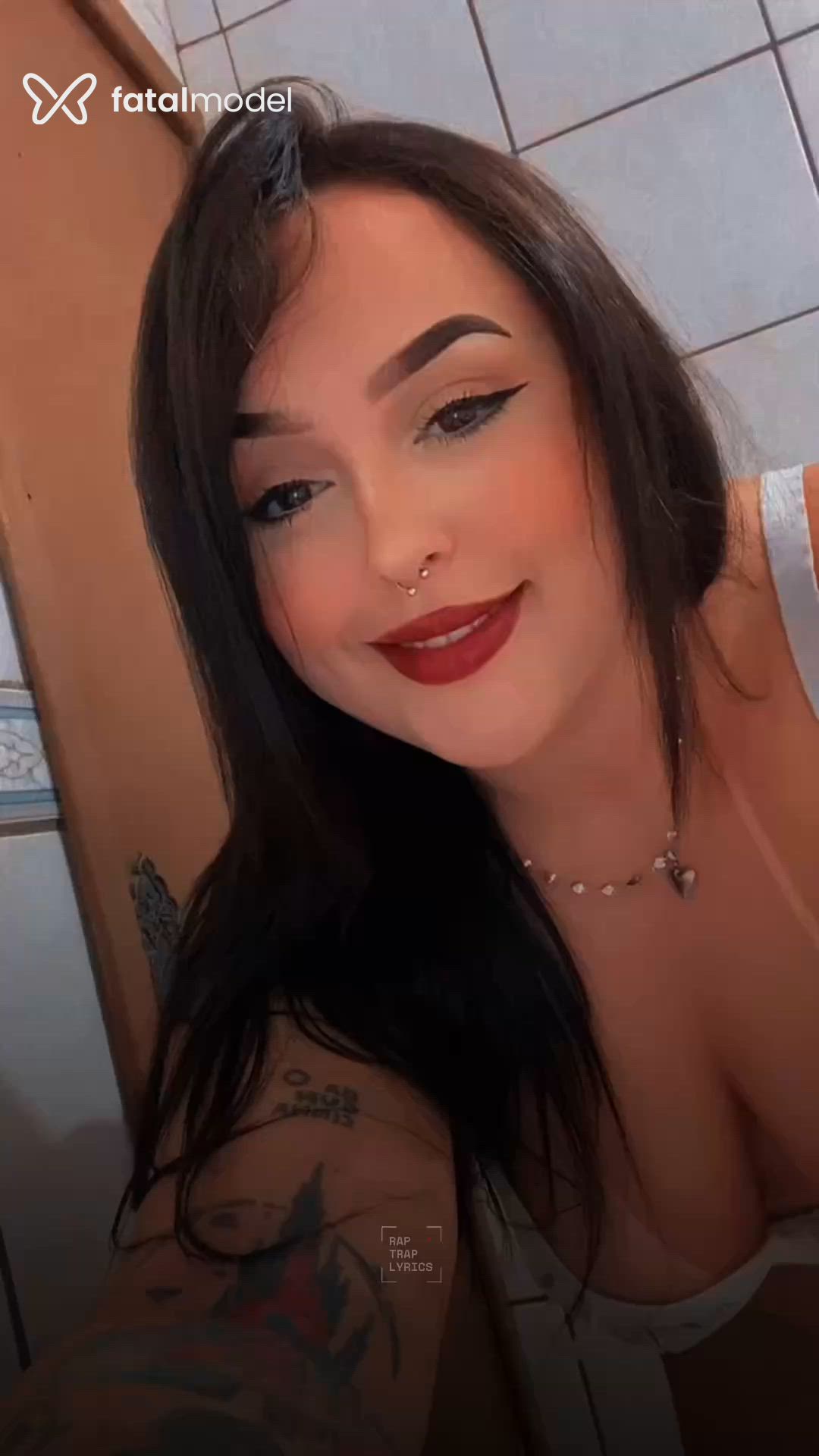 Acompanhante mulher morena (o) de olhos pretos - Letícia Lopes Acompanhante mulher morena (o) de olhos pretos - Letícia Lopes