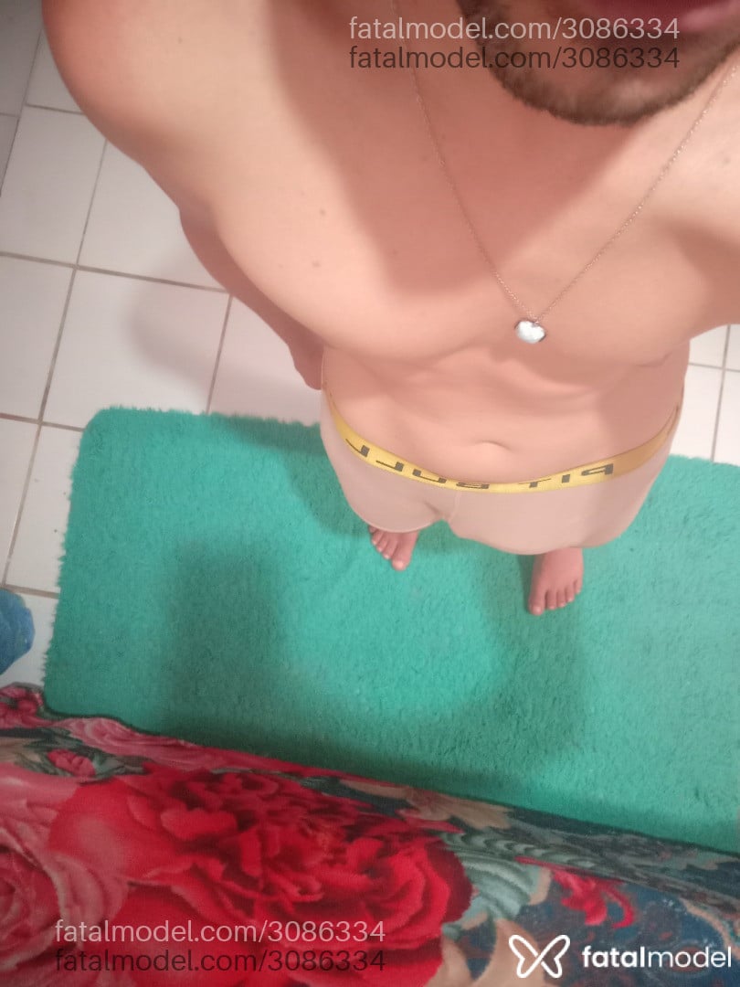 Acompanhante homem com cabelo castanho de olhos castanhos em João Pessoa - Massagistajp