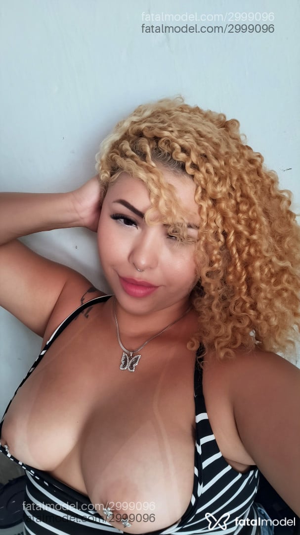 Acompanhante mulher ruiva (o) de olhos castanhos em Fortaleza Acompanhante mulher ruiva (o) de olhos castanhos em Fortaleza - Jobruivinha