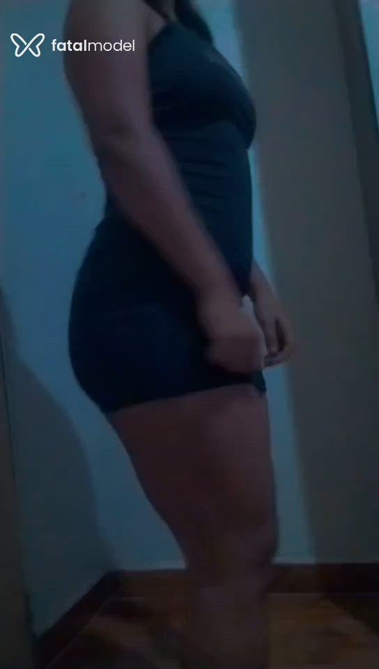 Acompanhante mulher morena (o) de olhos pretos - Brenda