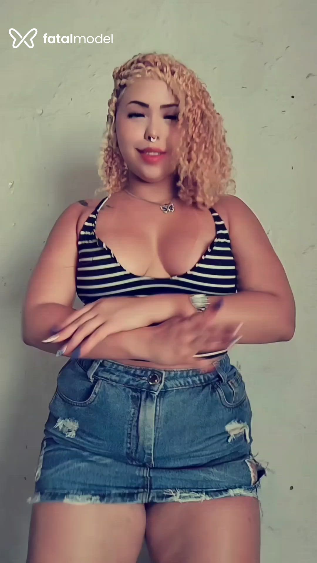 Acompanhante mulher ruiva (o) de olhos castanhos em Fortaleza Acompanhante mulher ruiva (o) de olhos castanhos em Fortaleza - Jobruivinha