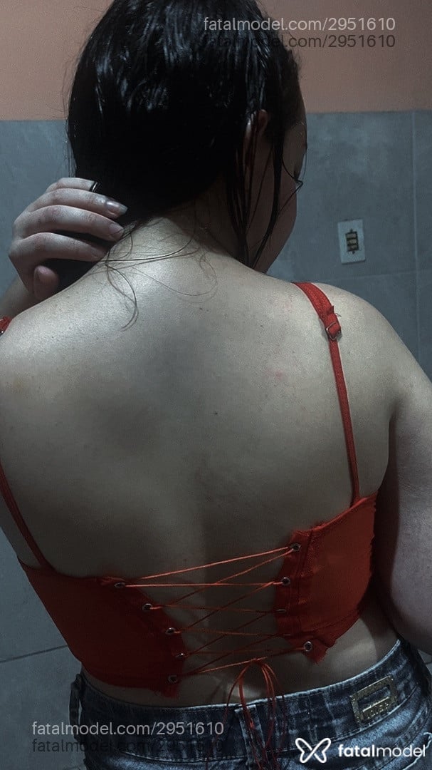 Acompanhante mulher morena (o) de olhos mel em Rio de Janeiro - Larissa