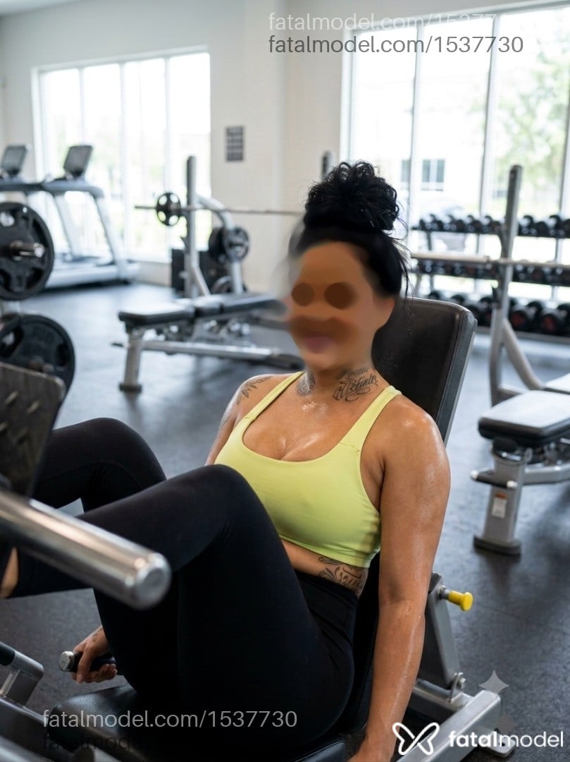 Acompanhante mulher com cabelo castanho de olhos castanhos em Iguatu - Julyanna