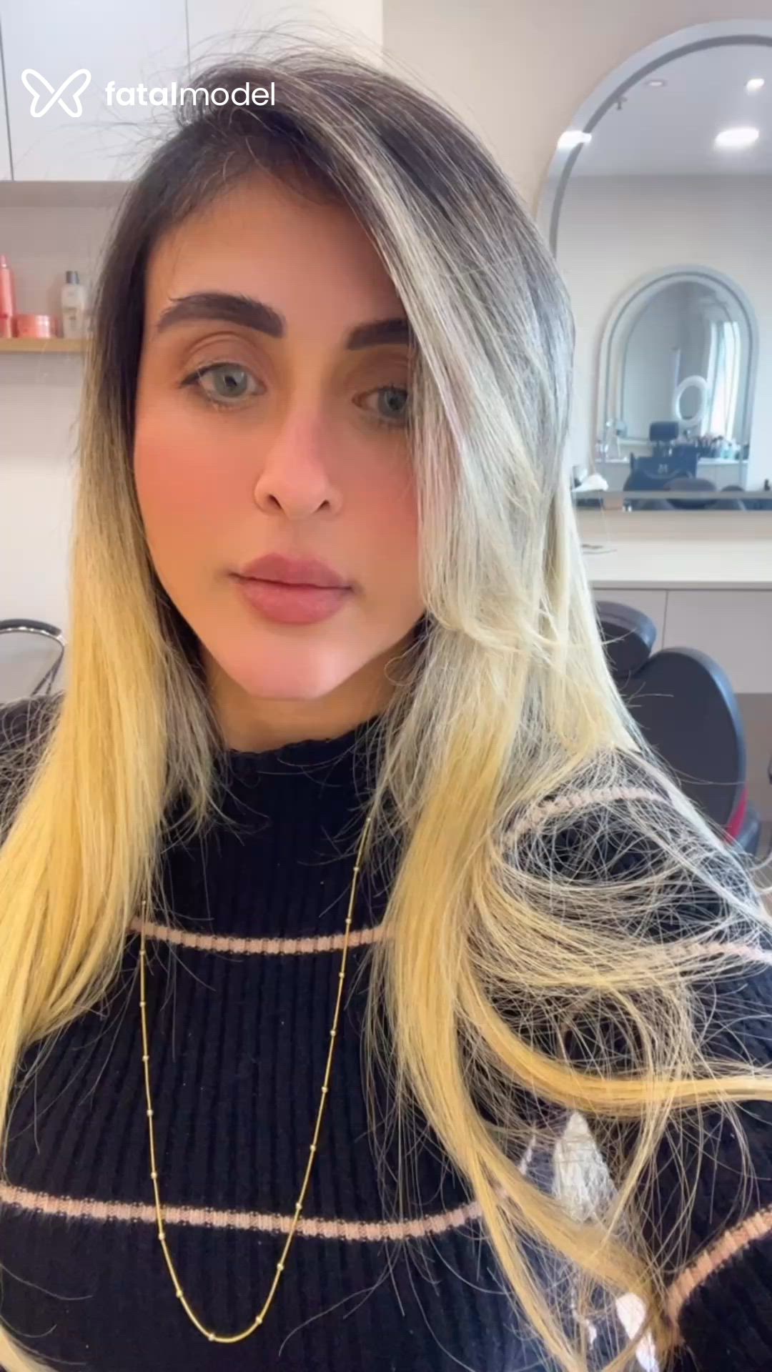 Acompanhante mulher loira (o) de olhos verdes em Juiz de Fora Acompanhante mulher loira (o) de olhos verdes em Juiz de Fora - Luísa Andrade