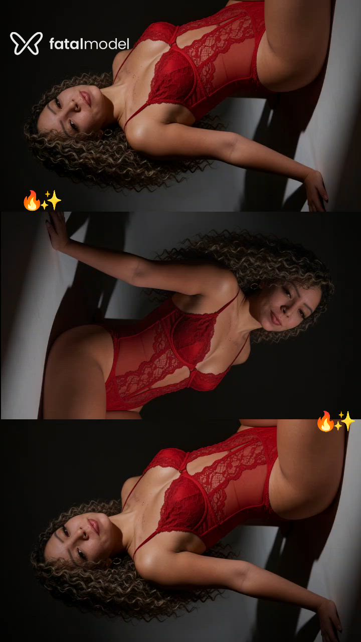 Acompanhante mulher loira (o) de olhos castanhos - Babi Mel