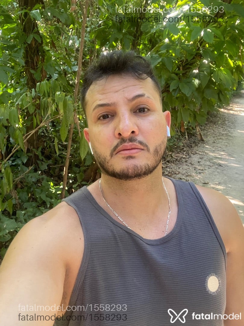 Acompanhante homem com cabelo castanho de olhos castanhos em Rio de Janeiro - ARTHUR FERRAZ