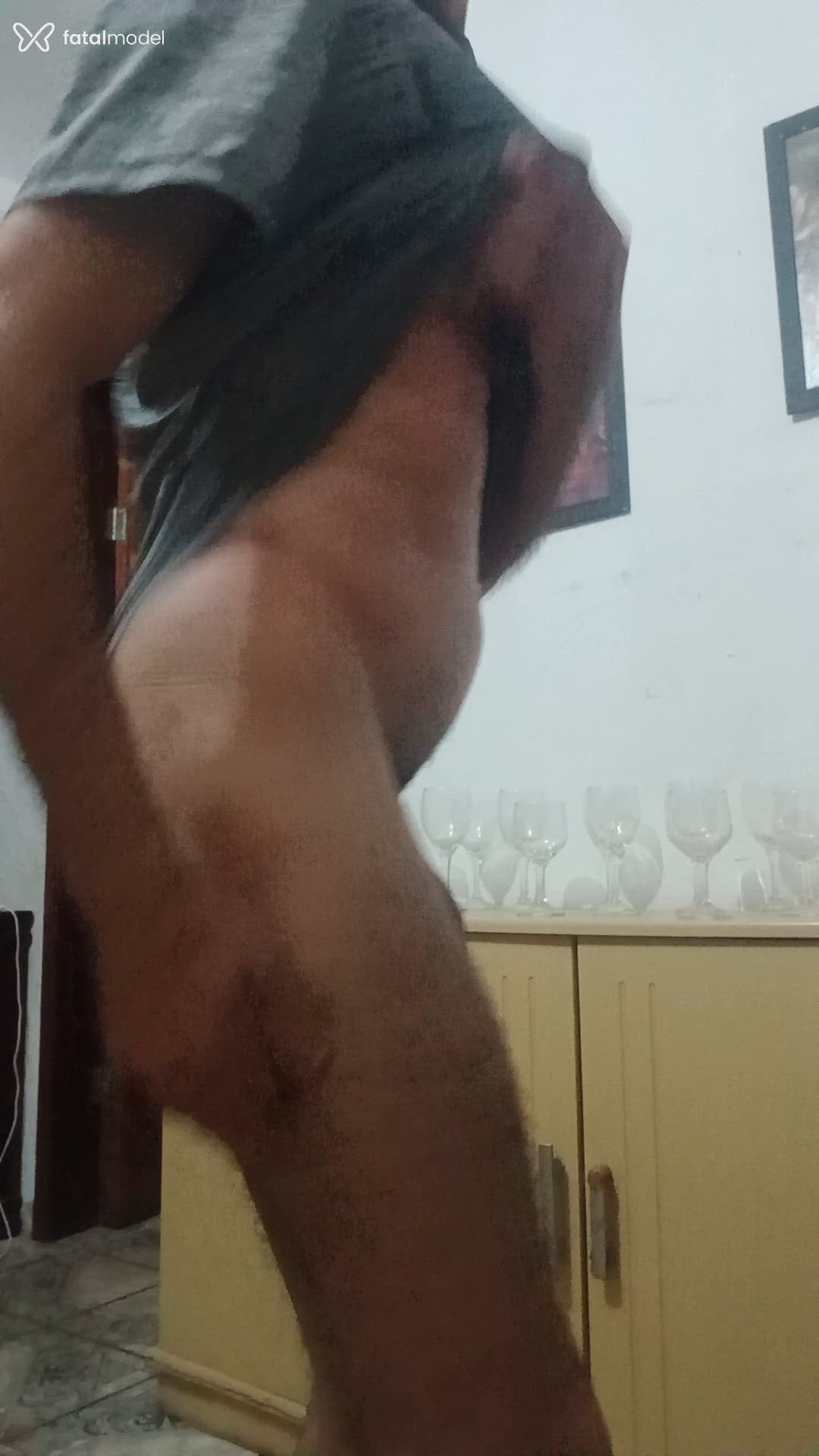 Acompanhante homem com cabelo castanho de olhos castanhos em Manhuaçu Acompanhante homem com cabelo castanho de olhos castanhos em Manhuaçu - Gilmarpedrodelima