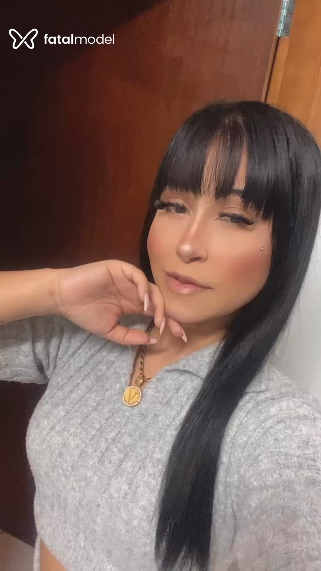 Acompanhante mulher morena (o) de olhos castanhos em São José Acompanhante mulher morena (o) de olhos castanhos em São José - Japinhaa