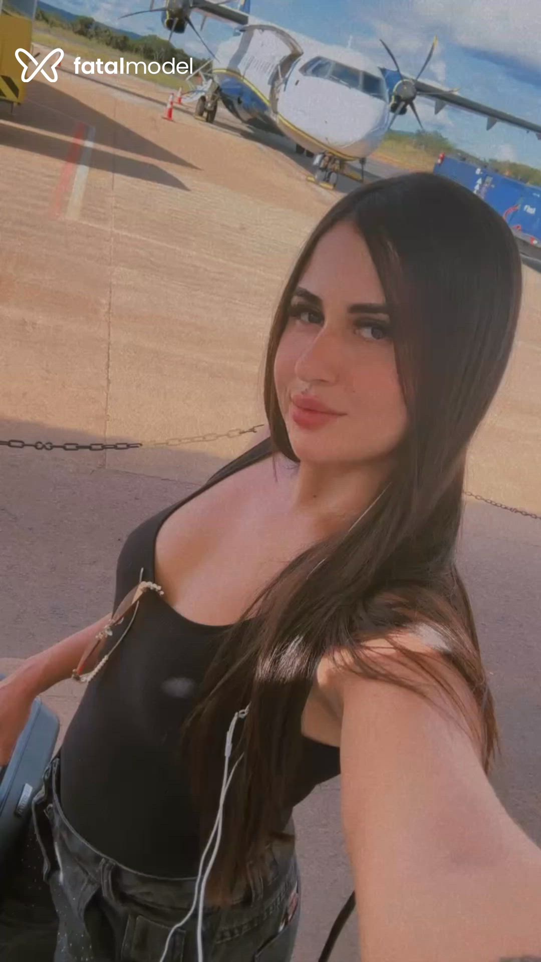 Acompanhante mulher com cabelo castanho de olhos castanhos em Janaúba Acompanhante mulher com cabelo castanho de olhos castanhos em Janaúba - Laylla Mineirinh