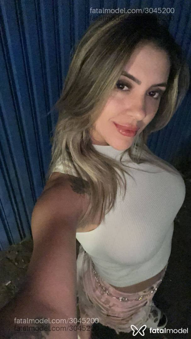 Acompanhante mulher loira (o) de olhos castanhos em Maringá - Manuu