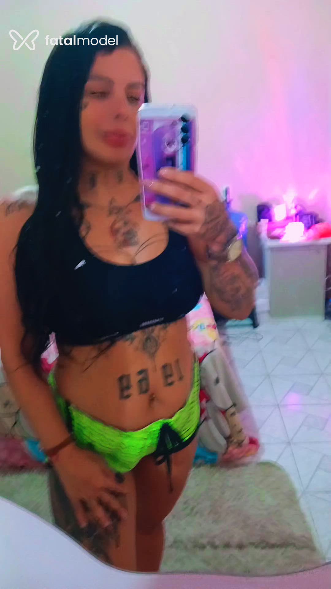 Acompanhante mulher com cabelo castanho de olhos castanhos em Itu Acompanhante mulher com cabelo castanho de olhos castanhos em Itu - Luanna