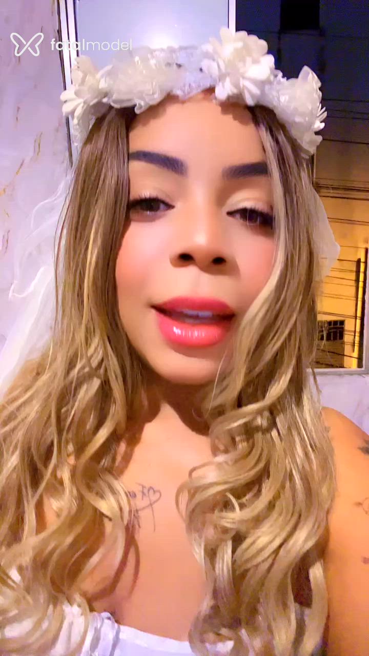 Acompanhante mulher ruiva (o) de olhos castanhos em Lauro de Freitas Acompanhante mulher ruiva (o) de olhos castanhos em Lauro de Freitas - Angel