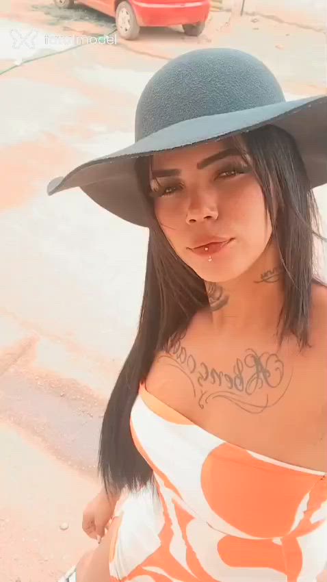 Acompanhante mulher morena (o) de olhos castanhos em Porto Velho Acompanhante mulher morena (o) de olhos castanhos em Porto Velho - Morena