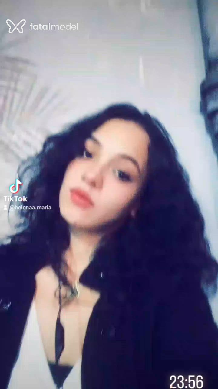 Acompanhante mulher morena (o) de olhos castanhos - Marry
