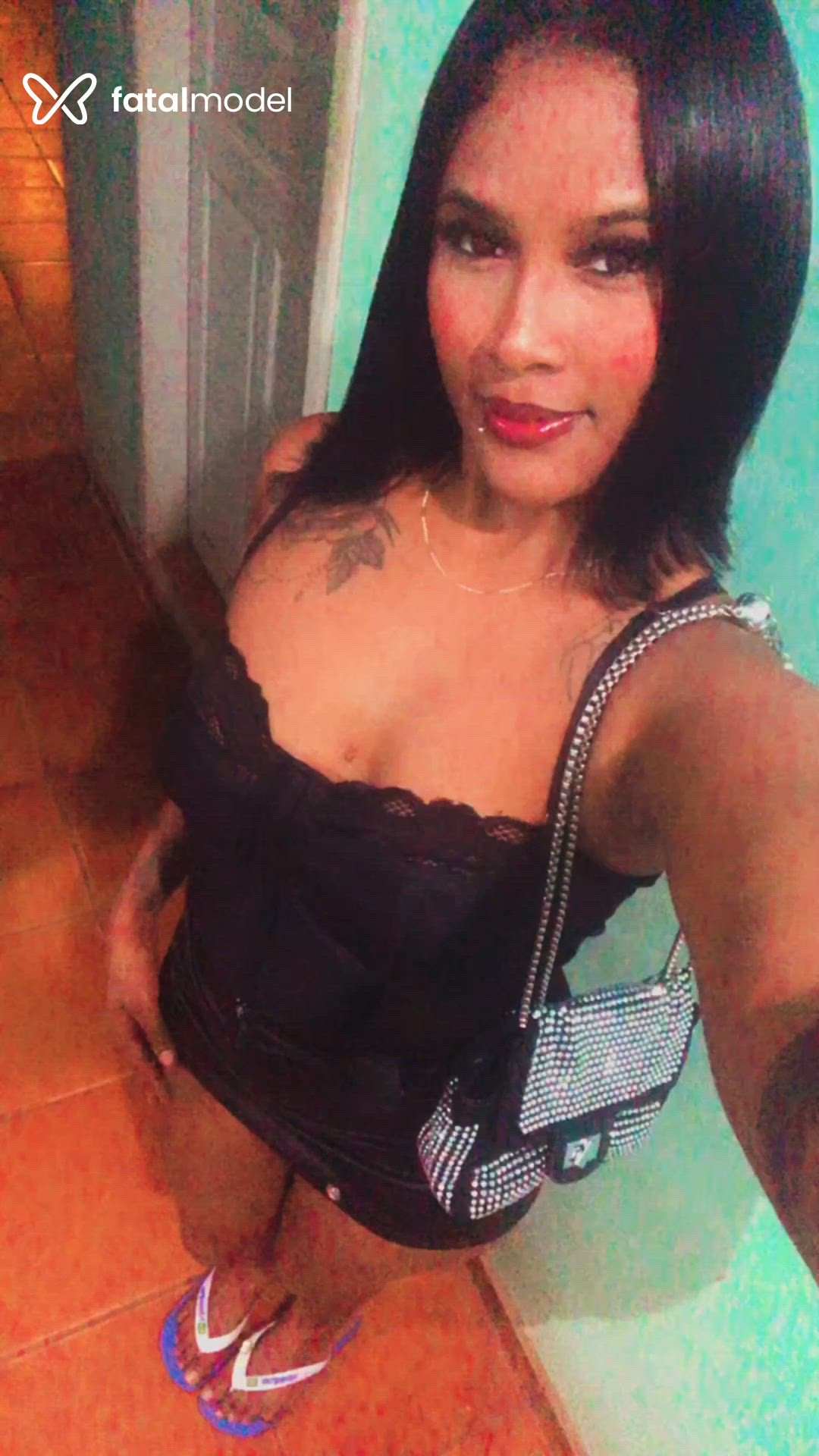 Acompanhante mulher morena (o) de olhos pretos em Rolim de Moura Acompanhante mulher morena (o) de olhos pretos em Rolim de Moura - Ravyllan Sophia
