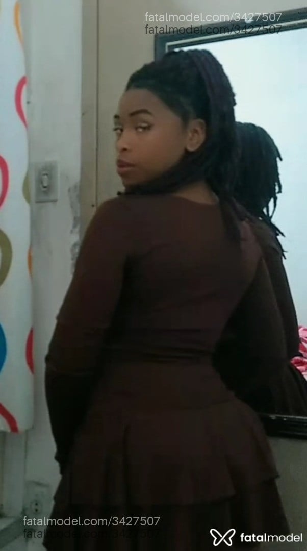 Acompanhante mulher com cabelo castanho de olhos castanhos em Congonhas Acompanhante mulher com cabelo castanho de olhos castanhos em Congonhas - Daviylla