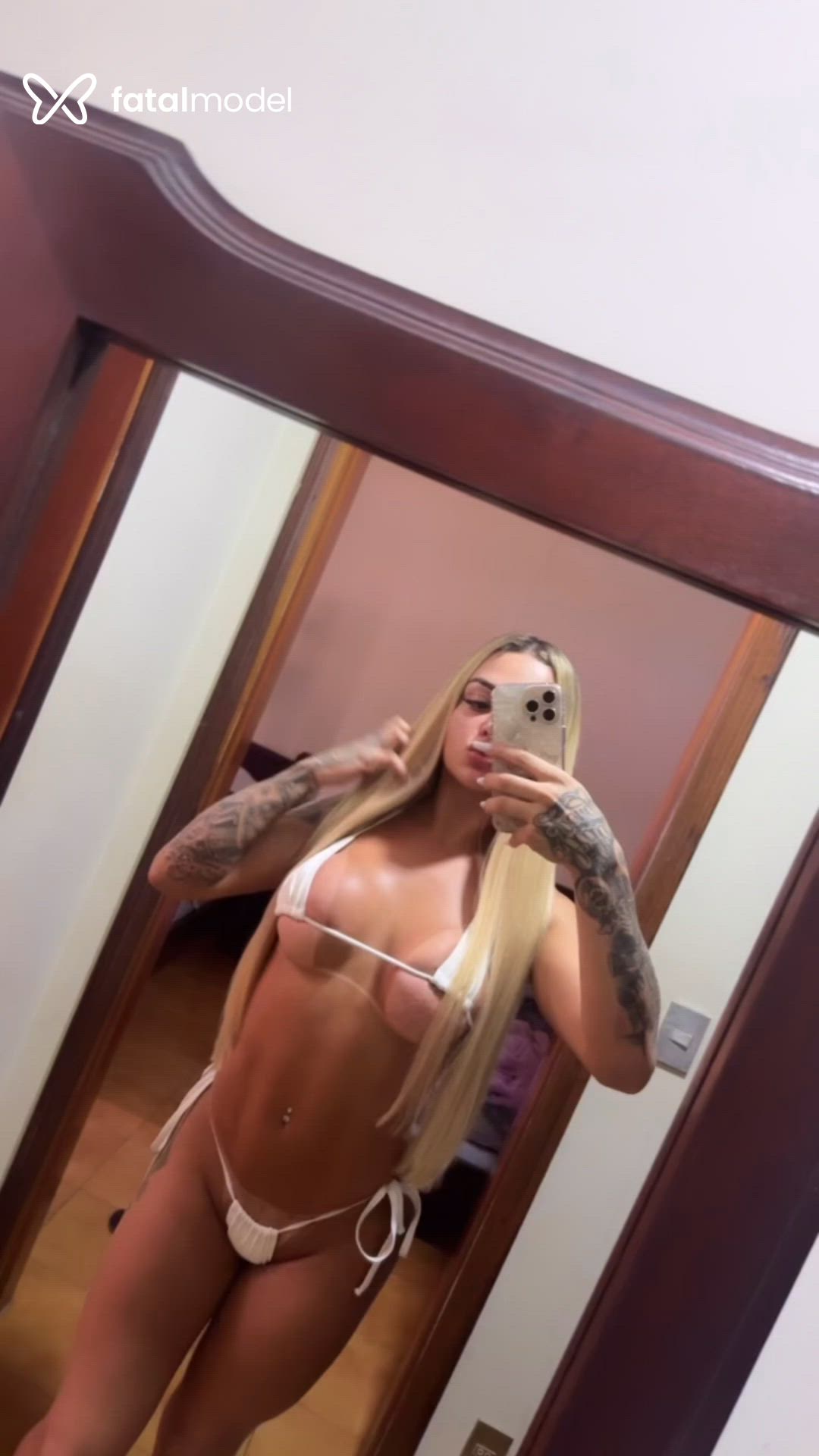 Acompanhante mulher trans loira (o) de olhos castanhos em São Paulo - Júlia