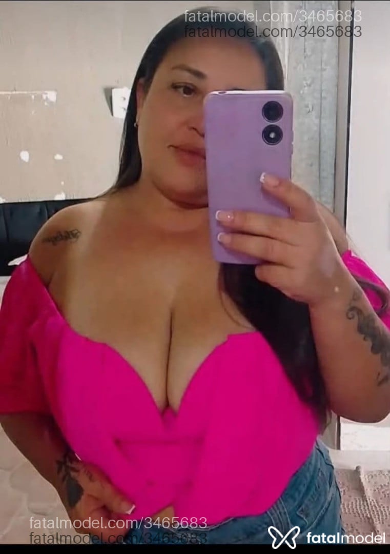 Acompanhante mulher morena (o) de olhos pretos em Florianópolis - Schirle