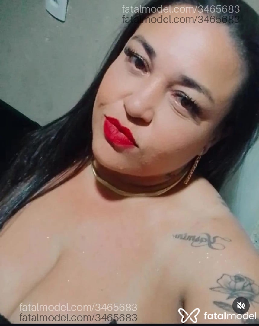Acompanhante mulher morena (o) de olhos pretos em Florianópolis - Schirle