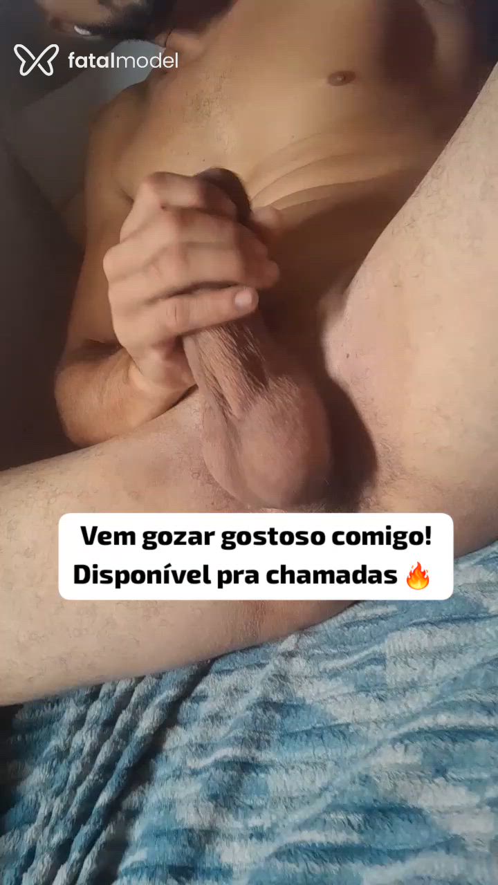 Acompanhante homem com cabelo castanho de olhos castanhos em Virtual Acompanhante homem com cabelo castanho de olhos castanhos em Virtual - Fraan