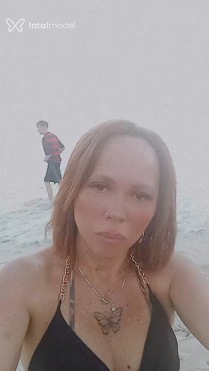 Acompanhante mulher ruiva (o) de olhos mel em Rio de Janeiro Acompanhante mulher ruiva (o) de olhos mel em Rio de Janeiro - Ninaa
