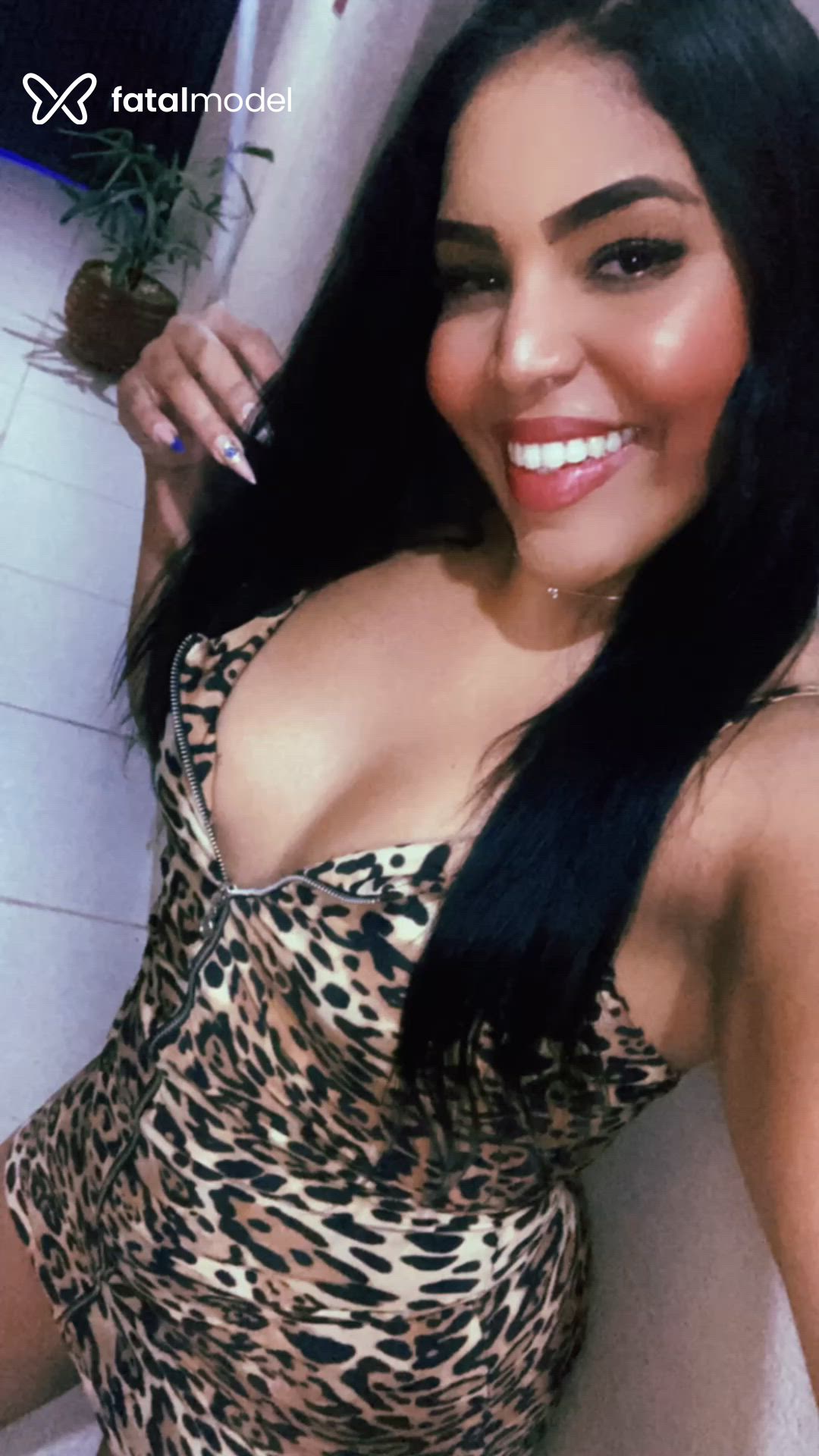 Acompanhante mulher morena (o) de olhos pretos - Morena Silva
